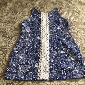 ladies dress, fits smaller, more like a 10/12